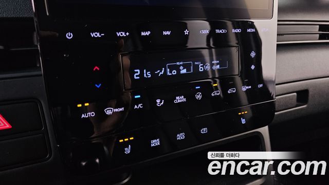 Hyundai Staria Tourer 11-Seater Modern 2024 — фото 15