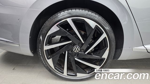 Volkswagen Arteon 2.0 TDI R-LIINE 4Motion 2022 — фото 5