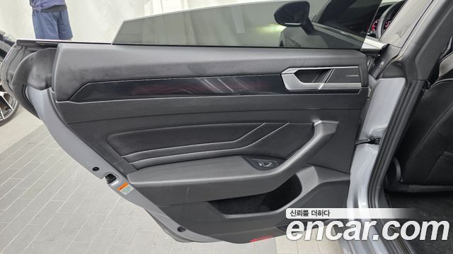 Volkswagen Arteon 2.0 TDI R-LIINE 4Motion 2022 — фото 25