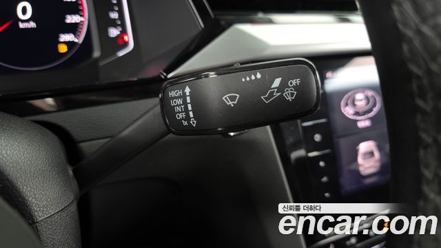 Volkswagen Arteon 2.0 TDI R-LIINE 4Motion 2022 — фото 27