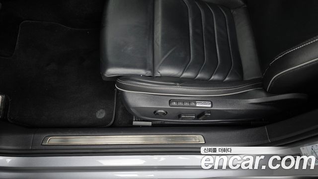 Volkswagen Arteon 2.0 TDI R-LIINE 4Motion 2022 — фото 31