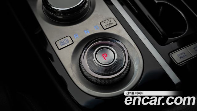 Genesis G80 (RG3) Gasoline 2.5 Turbo AWD 2024 — фото 9