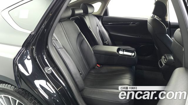 Genesis G80 (RG3) Gasoline 2.5 Turbo AWD 2024 — фото 12
