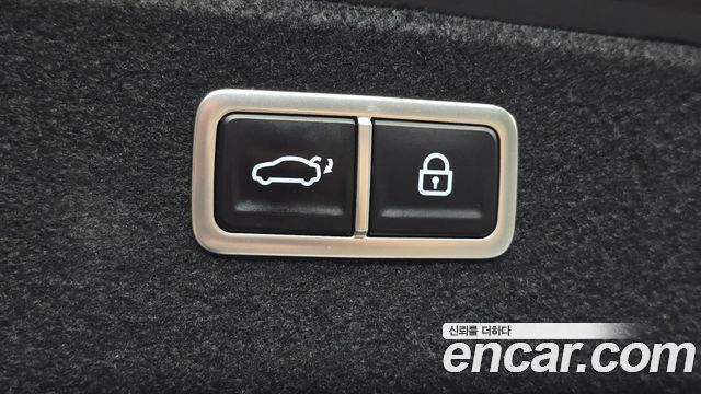 Genesis G80 (RG3) Gasoline 2.5 Turbo AWD 2024 — фото 19