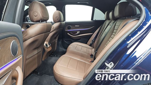 Mercedes-Benz E-Class (W213) E250 Exclusive 2021 — фото 12