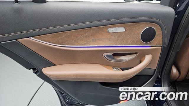 Mercedes-Benz E-Class (W213) E250 Exclusive 2021 — фото 25