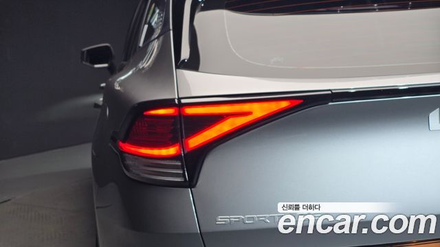 Kia Sportage (V) Diesel 2.0 4WD Prestige 2023 — фото 23