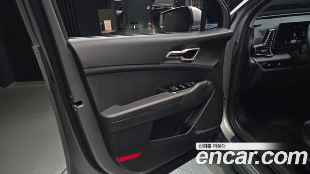 Kia Sportage (V) Diesel 2.0 4WD Prestige 2023 — фото 24