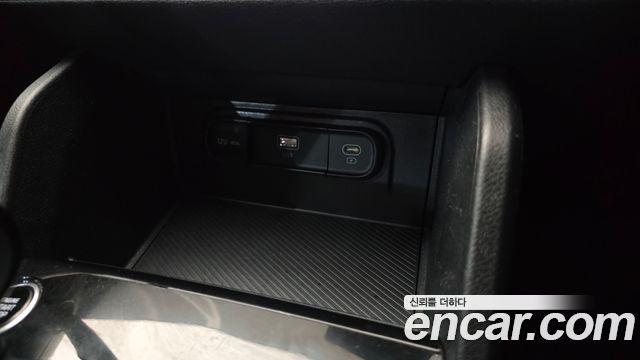 Kia Sportage (V) Diesel 2.0 4WD Prestige 2023 — фото 27