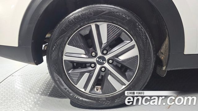 Kia Niro 1.6 HEV Prestige 2020 — фото 5