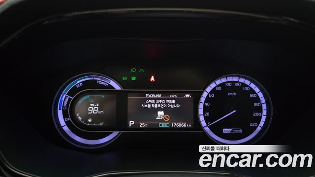 Kia Niro 1.6 HEV Prestige 2020 — фото 8