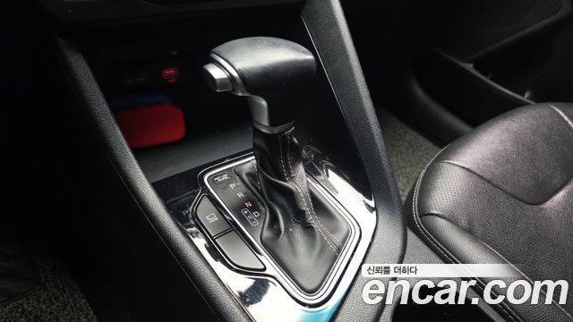 Kia Niro 1.6 HEV Prestige 2020 — фото 9