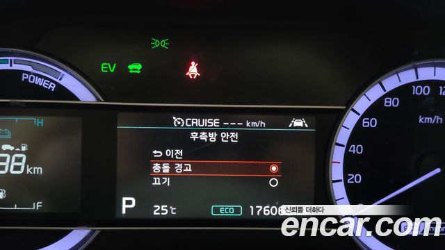 Kia Niro 1.6 HEV Prestige 2020 — фото 16