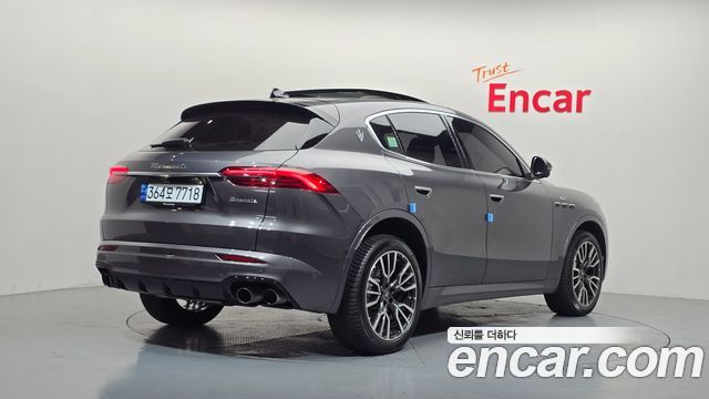Maserati Grecale 2.0 AWD GT Type P 2023 — фото 2