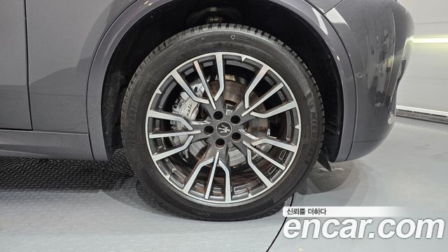 Maserati Grecale 2.0 AWD GT Type P 2023 — фото 21