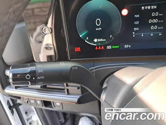 Hyundai Santa Fe (MX5) HEV 1.6 2WD Calligraphy 2025 — фото 11