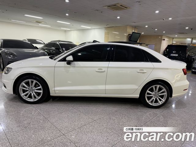 Audi A3 35 TDI Dynamic 8V 2015 — фото 3