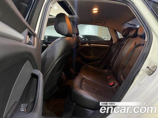 Audi A3 35 TDI Dynamic 8V 2015 — фото 8