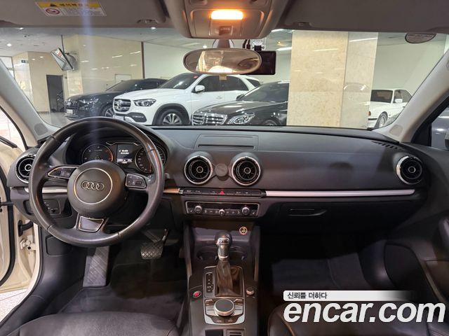 Audi A3 35 TDI Dynamic 8V 2015 — фото 9