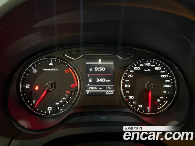 Audi A3 35 TDI Dynamic 8V 2015 — фото 15