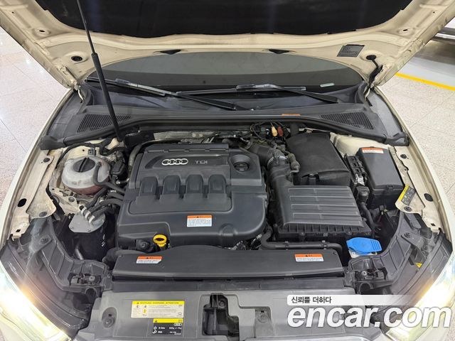 Audi A3 35 TDI Dynamic 8V 2015 — фото 22