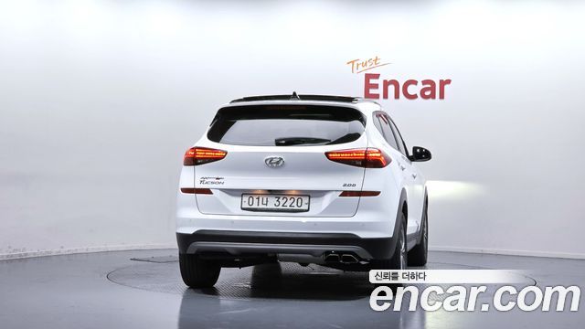 Hyundai Tucson Diesel 2.0 2WD Modern 2019 — фото 4