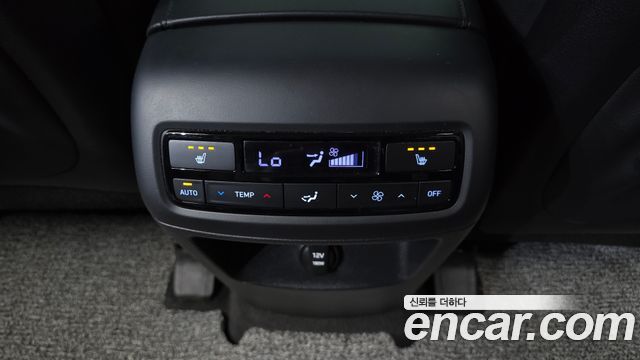 Hyundai Palisade Diesel 2.2 2WD Le Blanc 2024 — фото 31