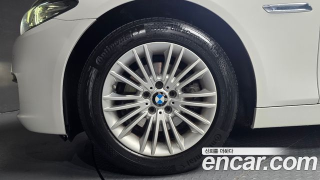 BMW 5 Series (F10) 520d 2015 — фото 5