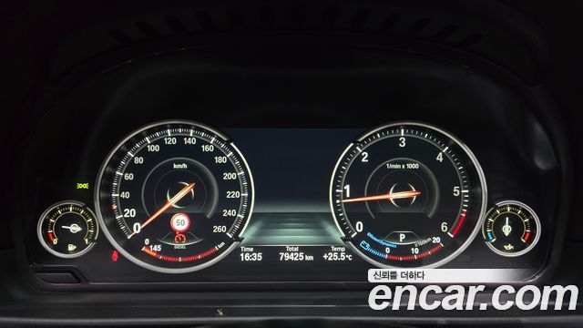 BMW 5 Series (F10) 520d 2015 — фото 8