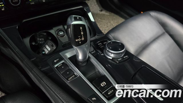 BMW 5 Series (F10) 520d 2015 — фото 9
