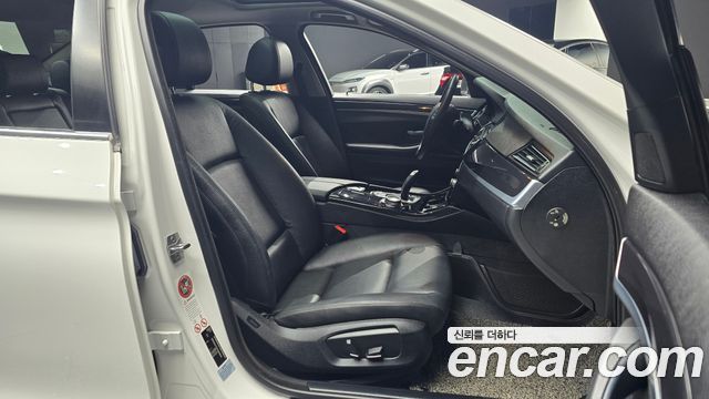 BMW 5 Series (F10) 520d 2015 — фото 10