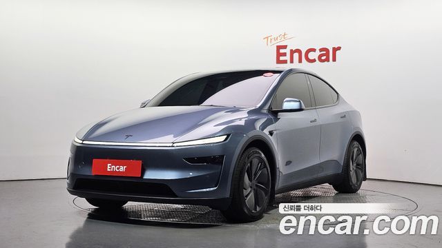 Tesla Model Y Long Range AWD 2025 — фото 1