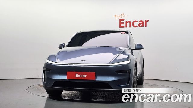 Tesla Model Y Long Range AWD 2025 — фото 3