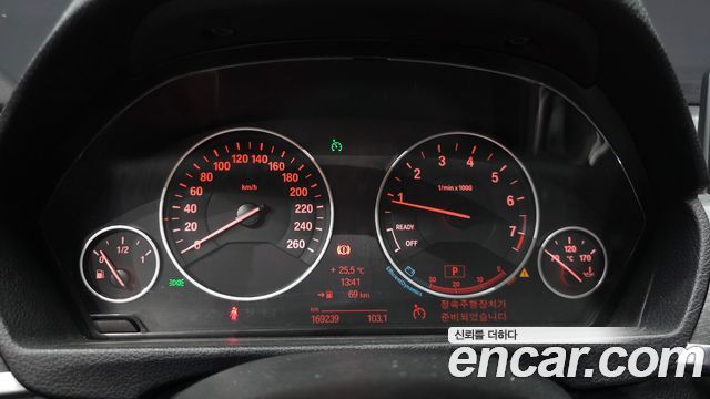 BMW 3 Series (E90) 320i Sedan 2013 — фото 8