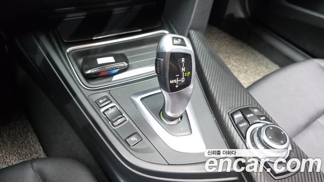 BMW 3 Series (E90) 320i Sedan 2013 — фото 9