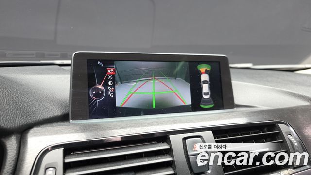 BMW 3 Series (E90) 320i Sedan 2013 — фото 15