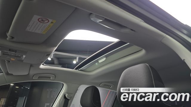 Volkswagen Golf (VII) 2.0 TDI 2016 — фото 16