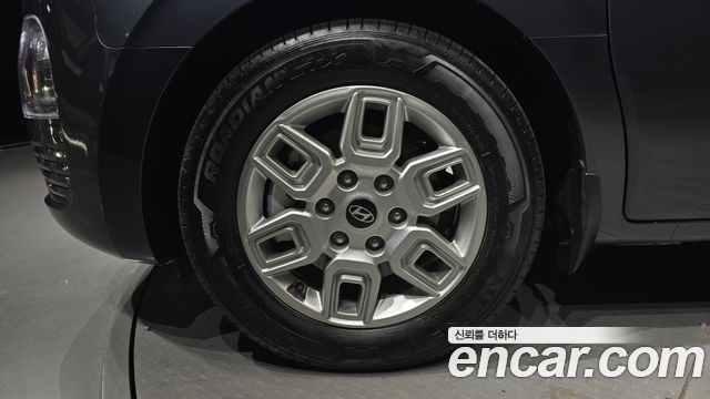 Hyundai Staria L3.5 Cargo 5-Seater Modern 2025 — фото 5