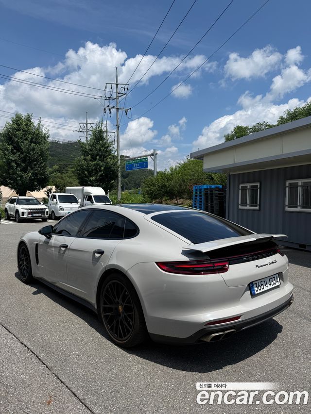 Porsche Panamera (971) 4.0 Turbo 2018 — фото 2