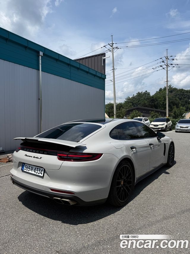 Porsche Panamera (971) 4.0 Turbo 2018 — фото 14