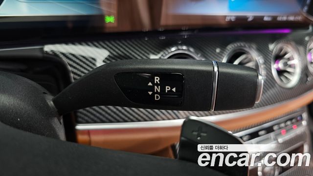 Mercedes-Benz E-Class (W213) E220d Cabriolet 2019 — фото 9