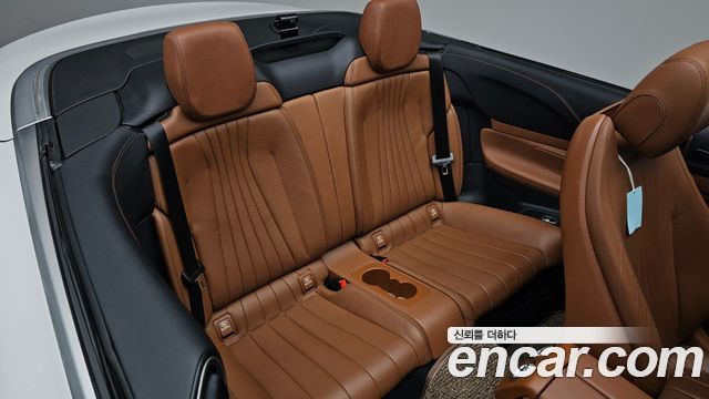 Mercedes-Benz E-Class (W213) E220d Cabriolet 2019 — фото 12