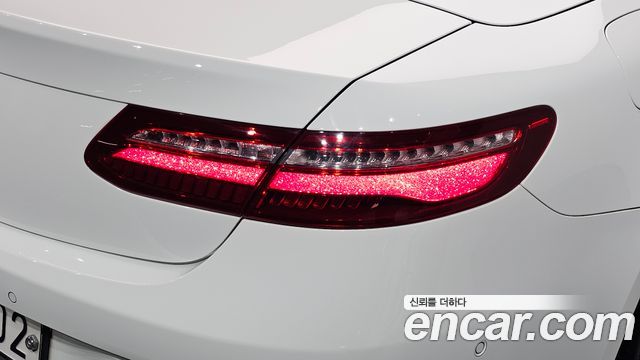 Mercedes-Benz E-Class (W213) E220d Cabriolet 2019 — фото 23