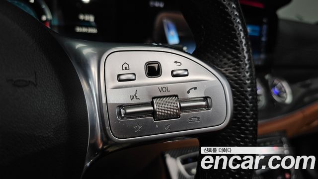 Mercedes-Benz E-Class (W213) E220d Cabriolet 2019 — фото 31