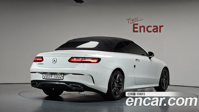 Mercedes-Benz E-Class (W213) E220d Cabriolet 2019 — фото 37