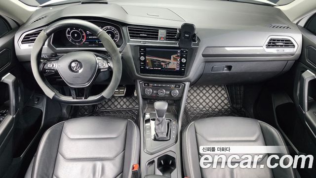 Volkswagen Tiguan Allspace 2.0 TDI Prestige 2018 — фото 7