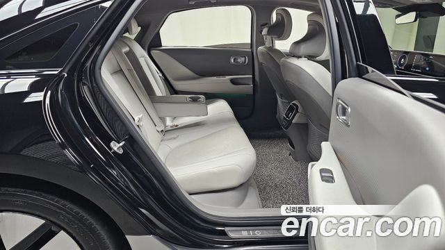 Hyundai Ioniq 6 Long Range Prestige 2023 — фото 11
