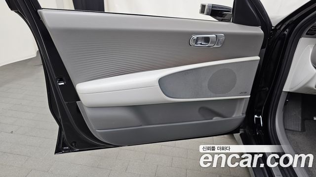 Hyundai Ioniq 6 Long Range Prestige 2023 — фото 24