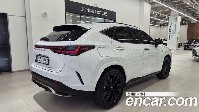 Lexus NX450h+ (II) F-Sport 2025 — фото 2