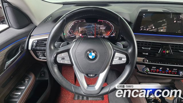 BMW 6 Series GT (G32) 620d Luxury 2020 — фото 13